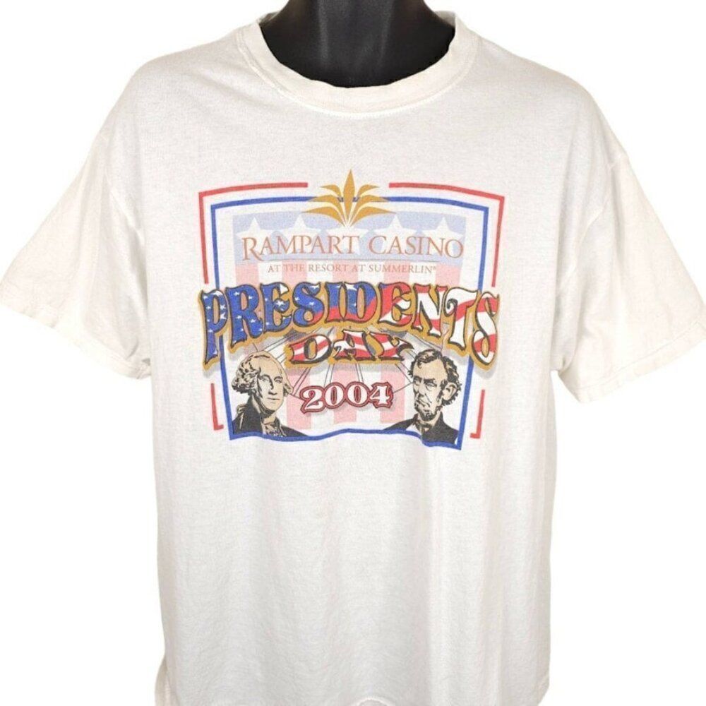 Vintage Presidents Day T Shirt Mens Size Large White Y2K Rampart Casino 2004